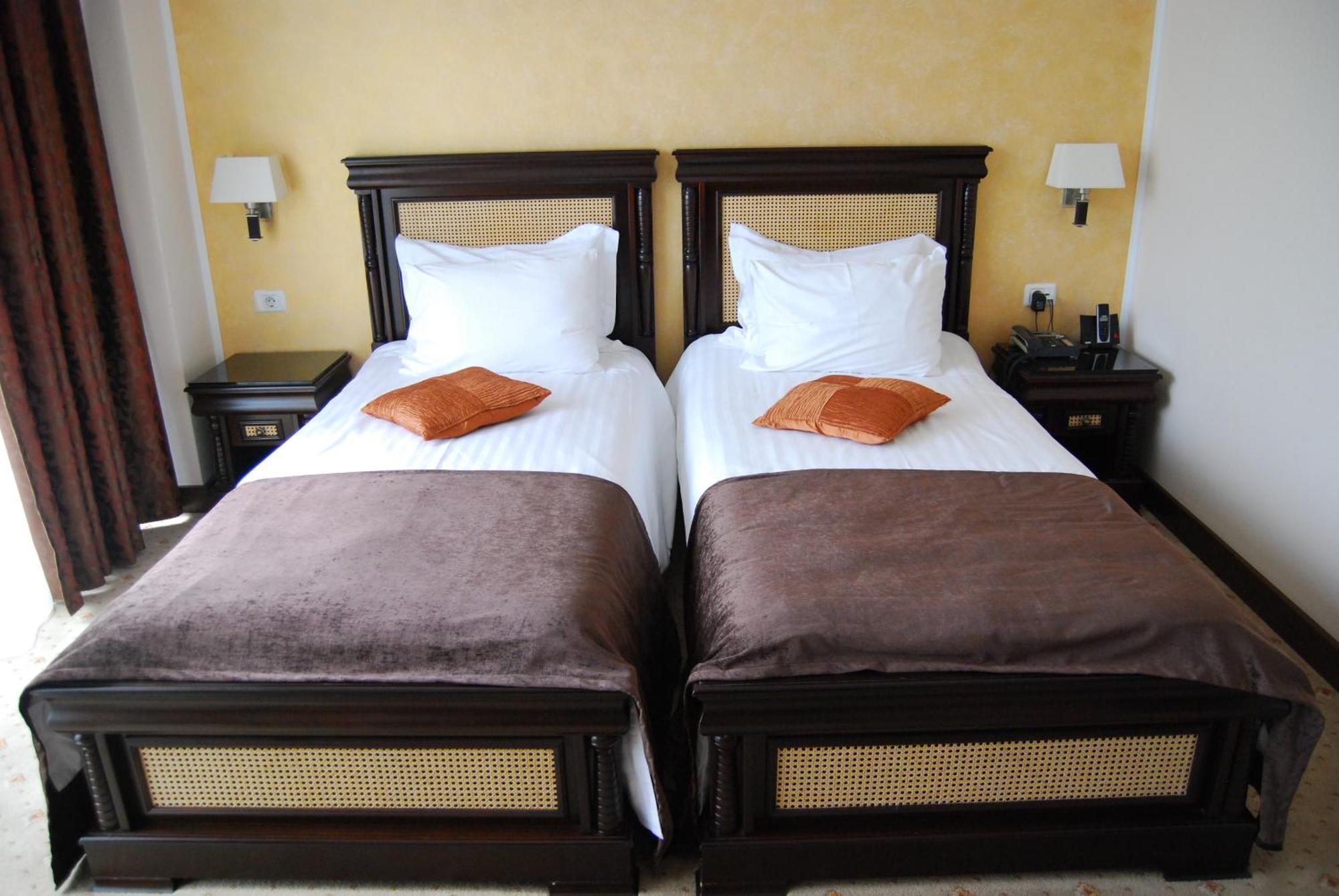 Hotel Zodiac كونستانتا المظهر الخارجي الصورة
