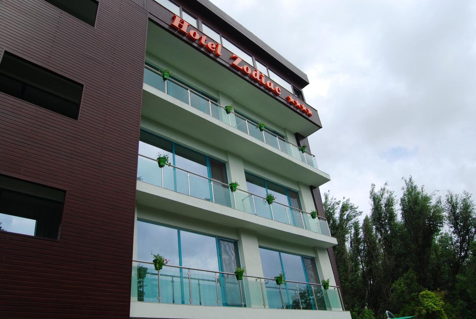 Hotel Zodiac كونستانتا المظهر الخارجي الصورة